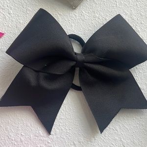 Cheer bow